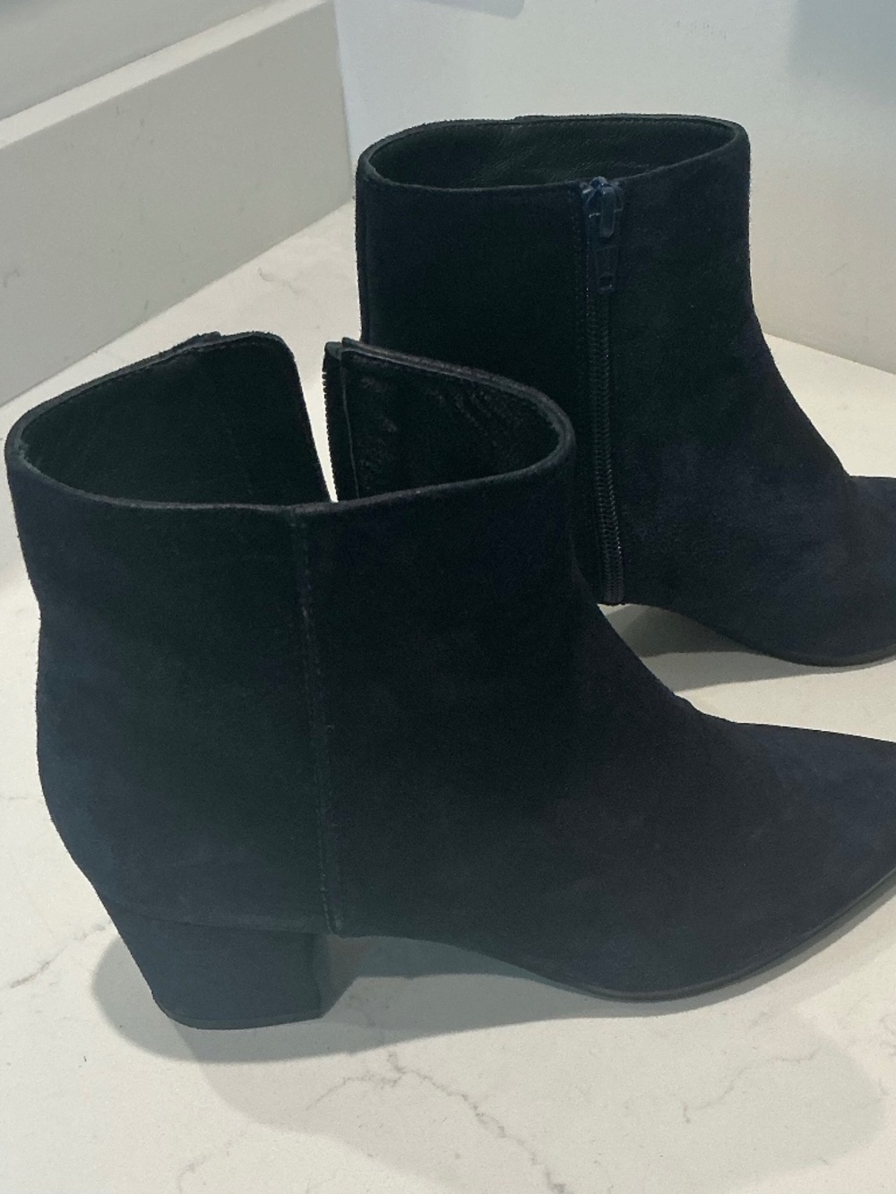 Stuart Weitzman Stassi Zip 50 Navy Suede Pointed Ankle Bootie Size 8 M